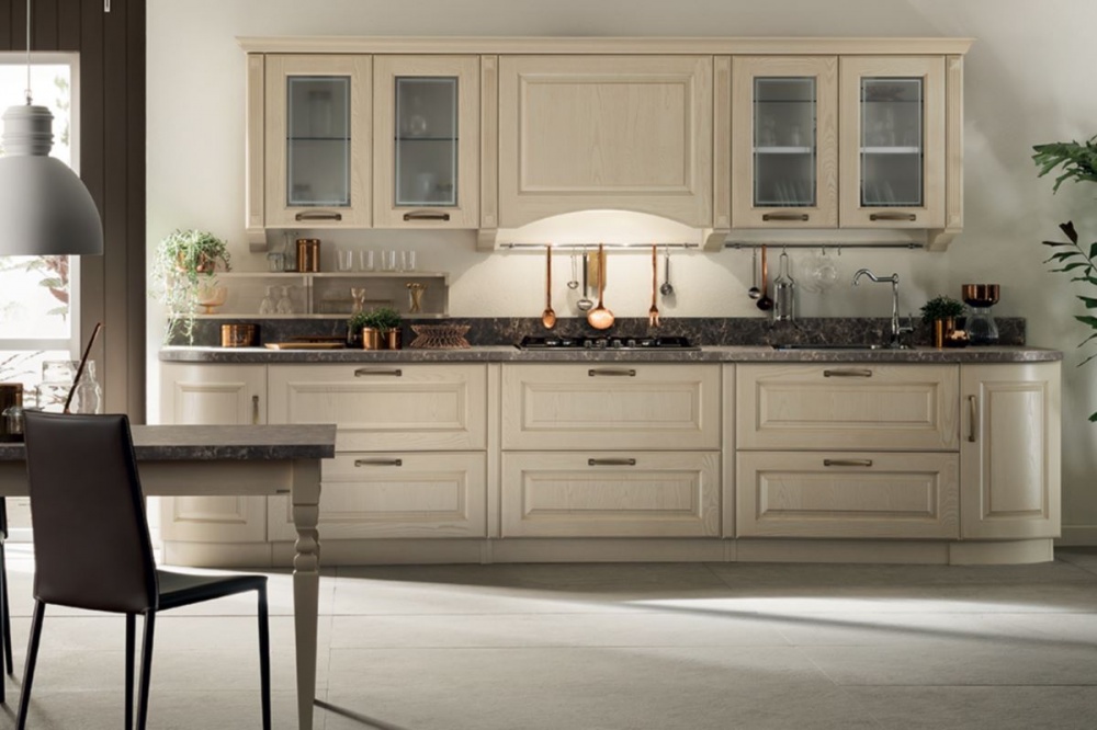 Купить кухню, кухонный гарнитур на заказ из массива дерева в Ставрополе из Италии. Помощь в подборе. Замер помещения. Быстрое изготовление и установка. 