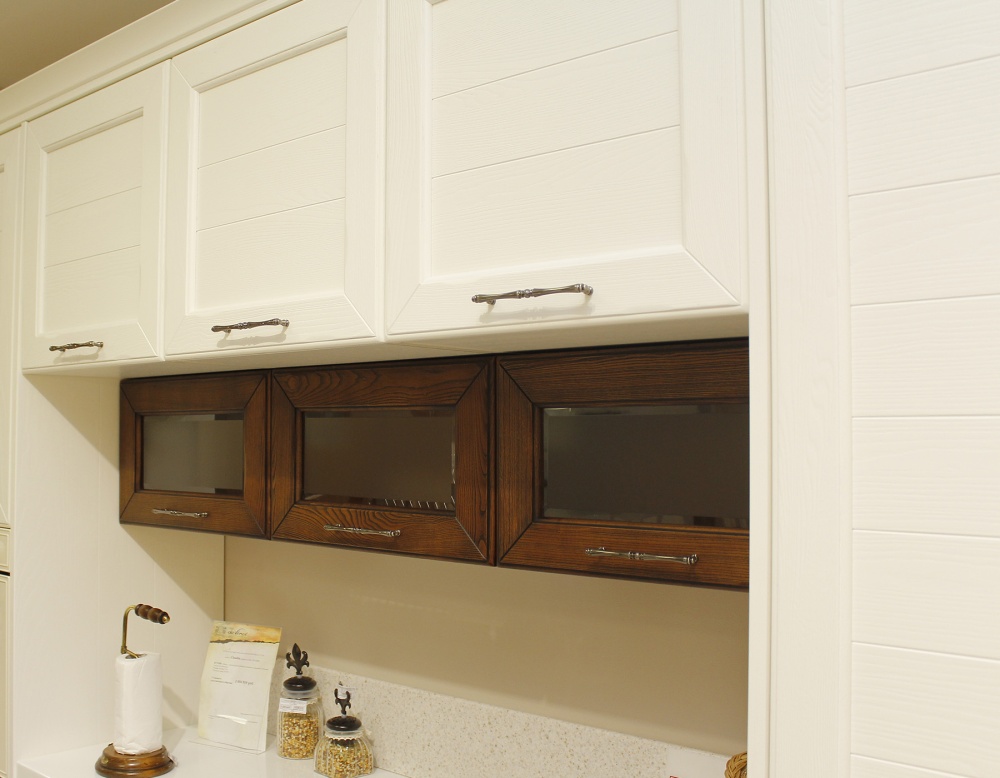 Деревянная кухня купить из наличия Claudia Италия LUBE cucine в Светлограде