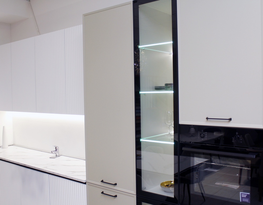 Кухня в современном стиле недорого VITTO из наличия купить в Светлограде